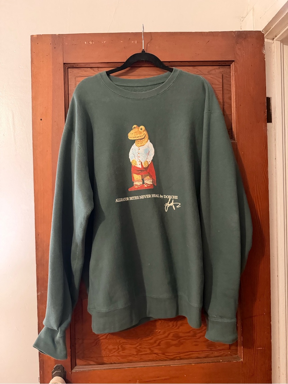 🐊 DOECHII “Alligator Bites Never Heal” Sweatshirt